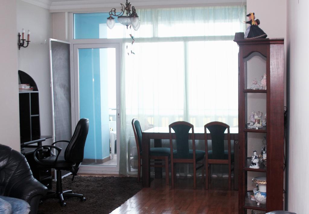 Apartment Rustaveli 57 巴统 外观 照片