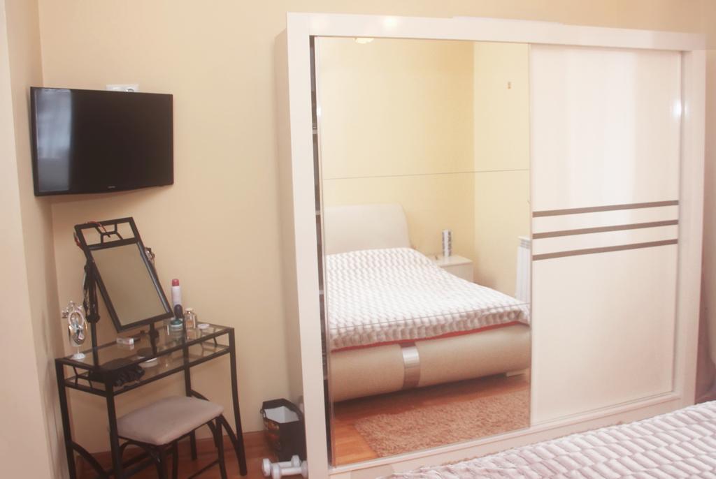 Apartment Rustaveli 57 巴统 外观 照片