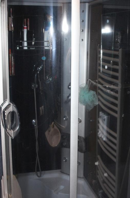 Apartment Rustaveli 57 巴统 外观 照片